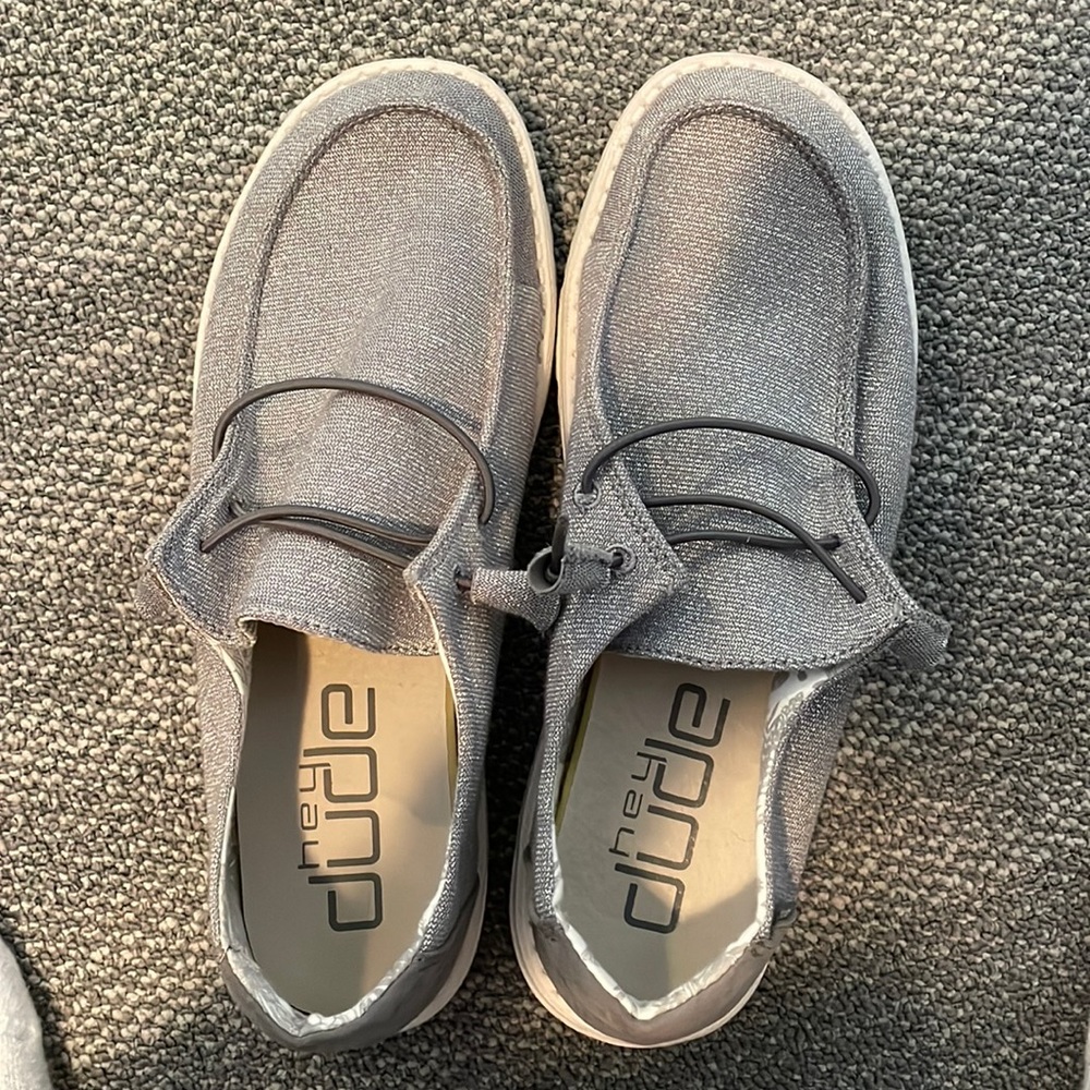 Grey sparkly hey dudes